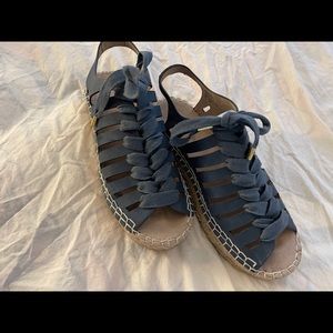 Lace up platform sandals